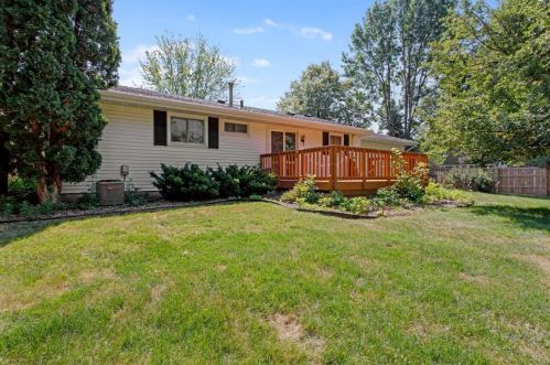 3319 Donald Ave, Saint Paul MN  55121-1707 exterior