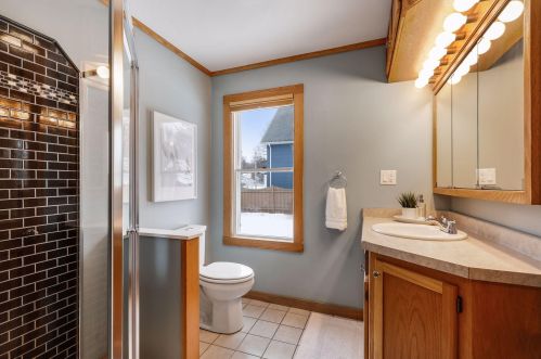 665 Bidwell St, Saint Paul MN  55107-3638 exterior