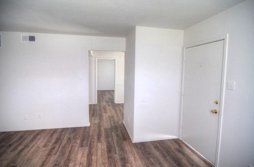 1826 Randolph Dr, Garland TX  75041-6327 exterior