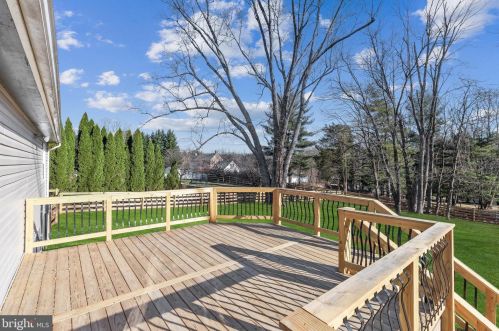 2713 Fallsmont Dr, Fallston MD  21047-2248 exterior