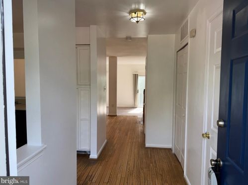 1925 Inglebrook Dr, Woodbridge VA  22192-2456 exterior