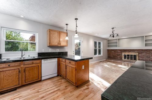 8242 Tamarac St, Englewood CO 80112-3233 exterior