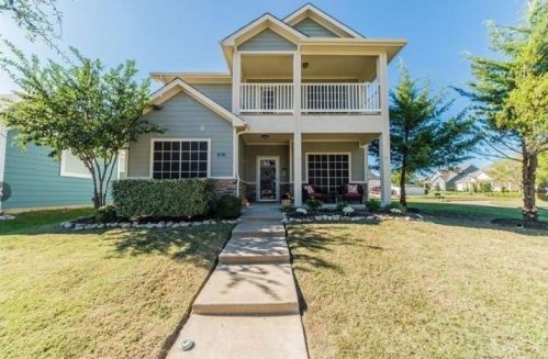 11013 Dillon St, Fort Worth TX  76179-5323 exterior