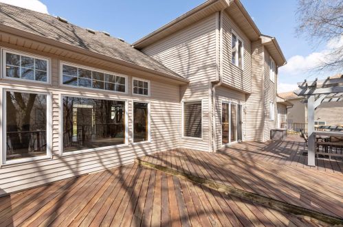 1380 Grace Dr, Saint Paul MN  55123-1971 exterior