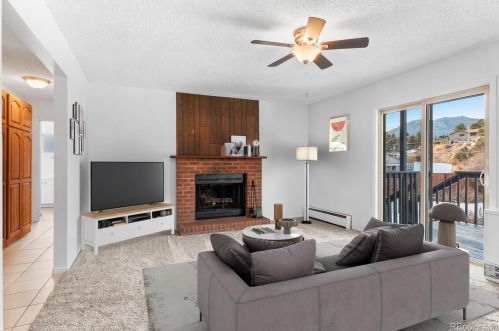 2041 Fish Creek Rd, Estes Park CO 80517-6925 exterior