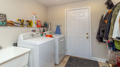 454 Margate Ter, Bannockburn IL  60015-3359 exterior