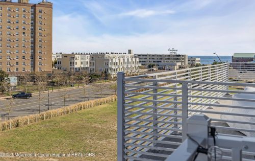 301 Cookman Ave, Tinton Falls, NJ 07712-6603