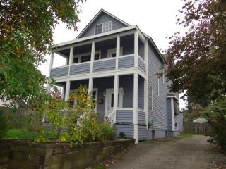 1012 Steele St, Tacoma WA  98406-7816 exterior