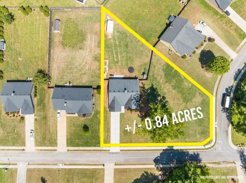 414 Lake Vista Dr, Jefferson GA  30549-4619 exterior