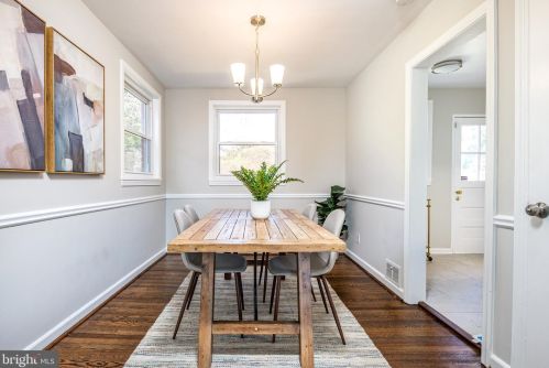 405 Pershing Dr, Silver Spring MD 20910-4341 exterior