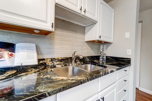 496 Bessinger Dr, Cincinnati OH 45240 exterior