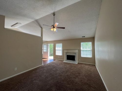 1414 Flanagan Mill Dr, Auburn, GA 30011-2616