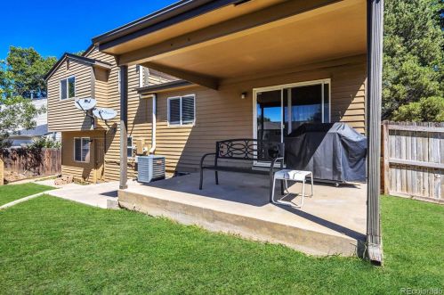 16628 Stanford Pl, Aurora CO 80015-1666 exterior