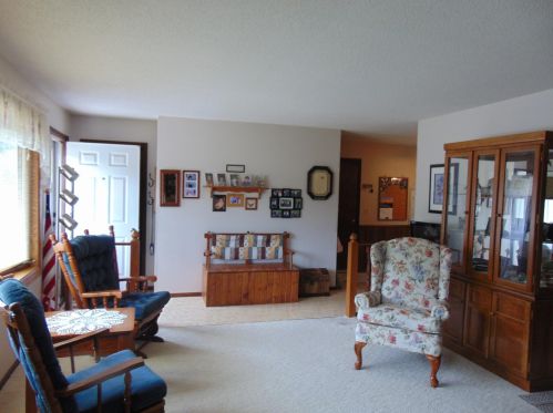 124 12th Ave, Otisco, MN 56093-2223