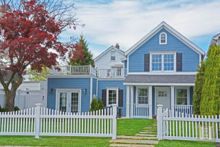79 Josephine Evaristo Ave, Greenwich CT  06830-6247 exterior