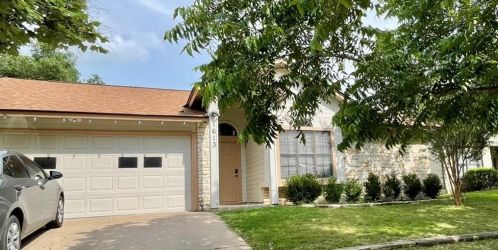 1613 Cattle Trl, Austin TX  78748-6359 exterior