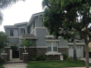 560 Paloma Ct, Encinitas, CA 92024-2392