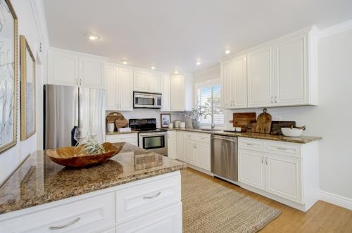 3790 Fleetwood Dr, San Bruno, CA 94066-1214