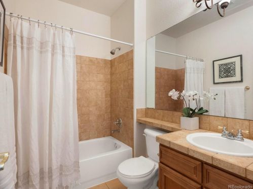 1021 Spruce St, Denver CO  80230-7095 exterior