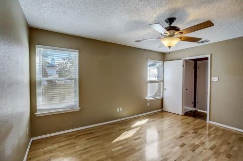 4000 Cortina Dr, Austin TX  78749-4924 exterior