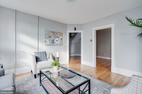 3449 Snelling Ave, Minneapolis MN  55406-2637 exterior