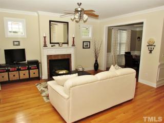 2219 Cloud Cover Ln, Raleigh, NC 27614-6603