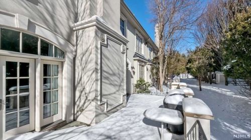 114 Bellaire Dr, Demarest, NJ 07627-1300