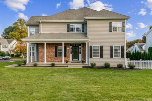 86 Lexington Way, Milford, CT 06461-1856