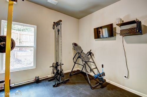 3843 Hempstead Way, Atlanta GA  30331-5268 exterior