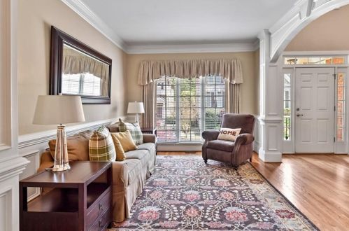 2308 Briarcliff Cmns, Atlanta GA  30345-2173 exterior
