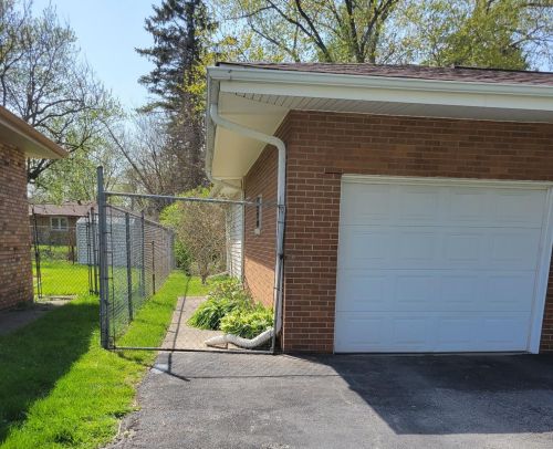 5430 Dexter Dr, Gary, IN 46410-1745