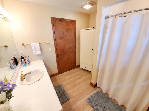 626 Grange Ave, Saint Paul MN  55128-4333 exterior