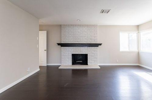 4720 Central Ave, Riverside CA  92506-2331 exterior