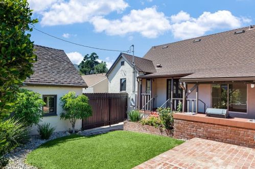 1834 Alpha Rd, Glendale CA  91208-2134 exterior