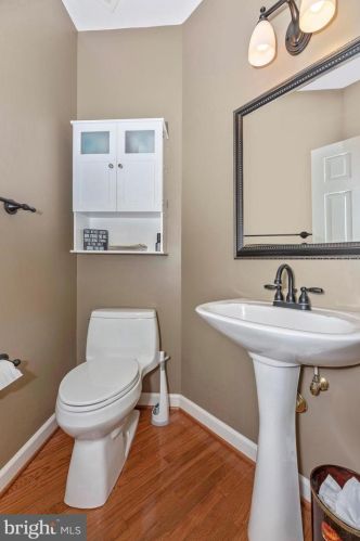 7 Farmstead Pl, Middletown MD  21769-7742 exterior