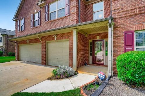 205 Rugged Creek Dr, Stockbridge, GA 30281-4568