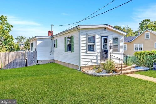 1620 6th St, Trenton, NJ 08638-3004