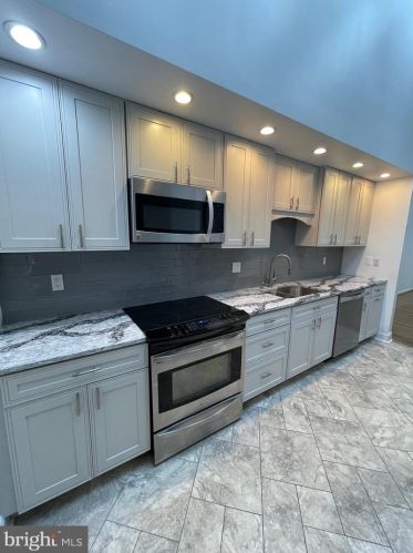 6251 Softshade Way, Columbia, MD 21045-4318