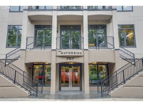 707 Hayden Island Dr, Portland OR  97217-8129 exterior