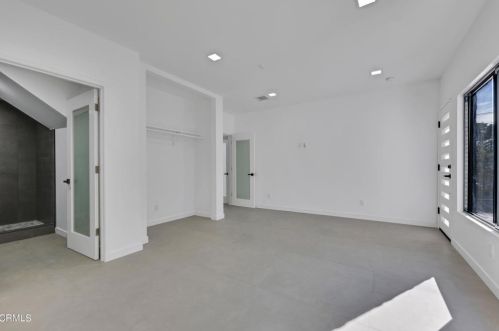 3132 Sparr Blvd, Glendale CA  91208-1663 exterior