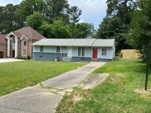 1906 Canmont Dr, Atlanta, GA 30319-3620