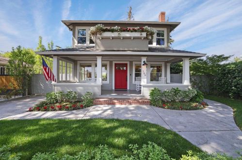 709 Locust St, Lodi, CA 95240-1951