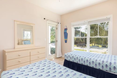 2307 Palm Blvd, Isle Of Palms SC  29451-2351 exterior