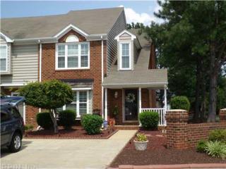 1 Lantern Way, Portsmouth, VA 23703-2239