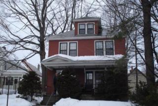 105 Green St, Brattleboro VT  05301-6062 exterior