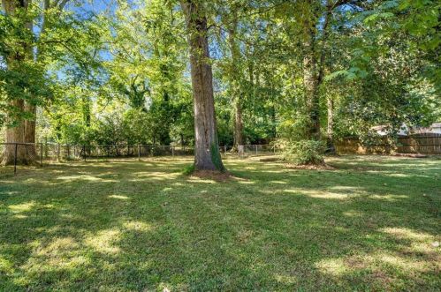2985 Meadow Lark Dr, Atlanta GA  30344-4033 exterior