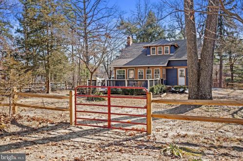 3 Evergreen Blvd, Browns Mills, NJ 08015-2258