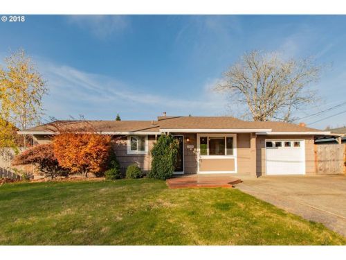 1535 11th St, Damascus, OR 97080