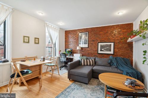 620 19 St, Philadelphia PA  19146-1439 exterior