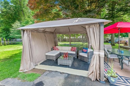62 2nd Ave, Dover NJ  07803-2914 exterior